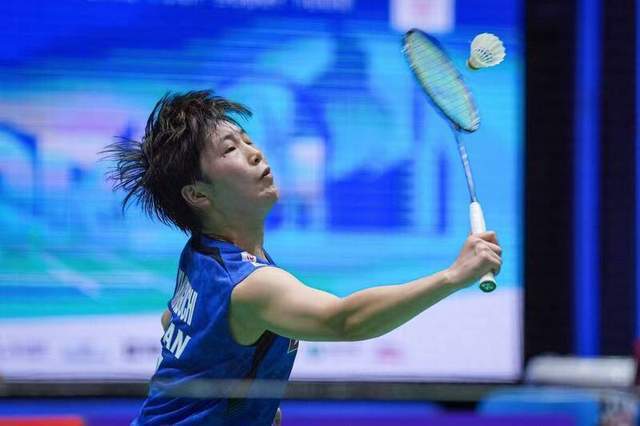 了球员与球 了球员与球