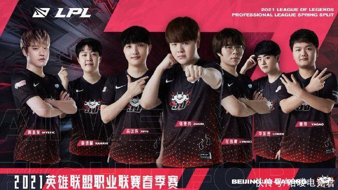 男双组合可 男双组合可