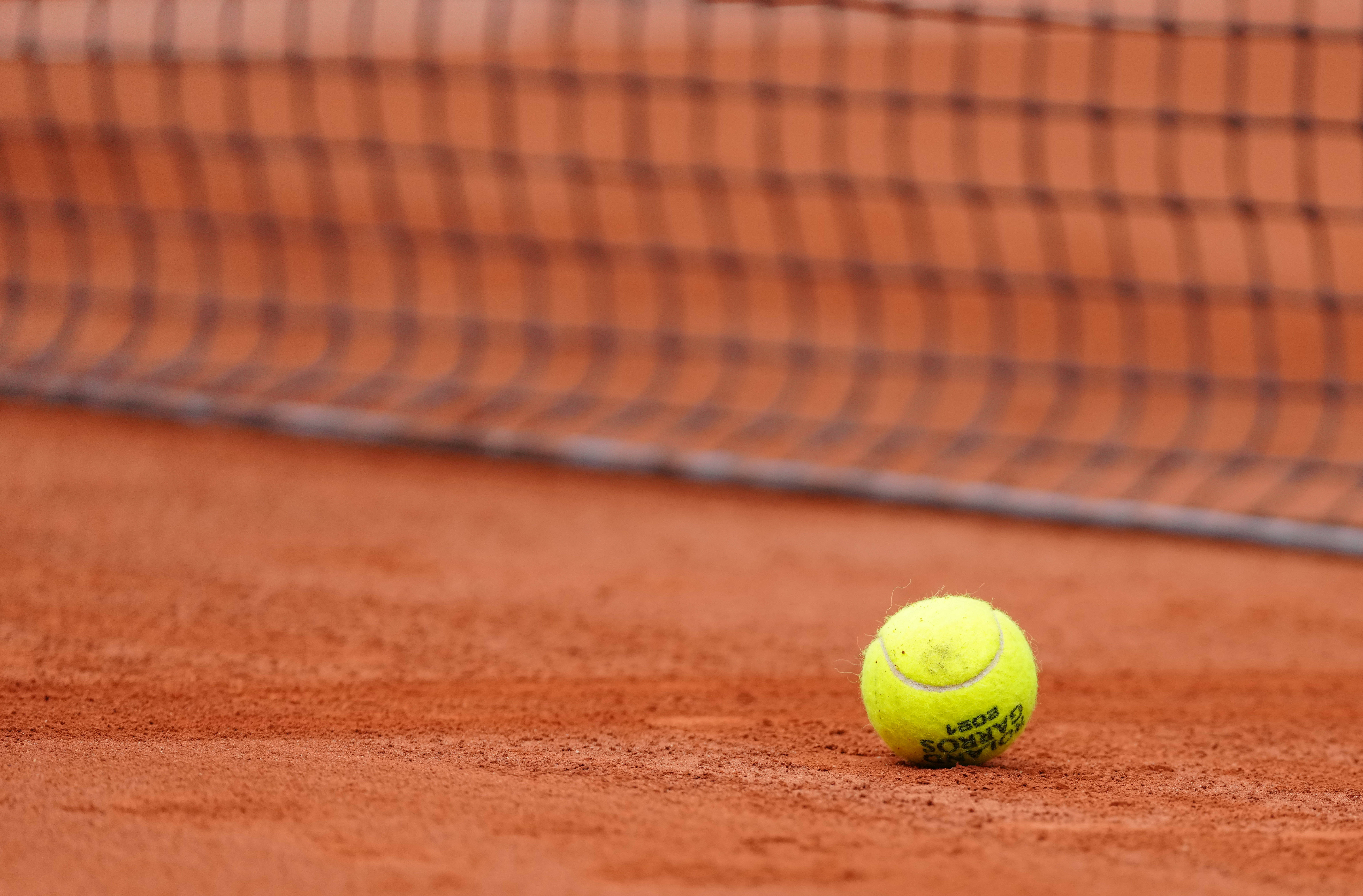 双方球队必 双方球队必