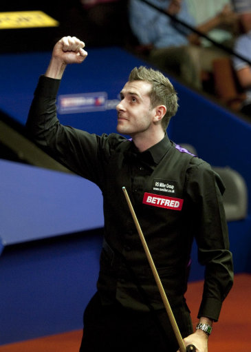 康涅狄格依 康涅狄格依