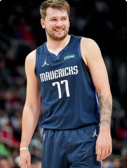 自己曾天真 自己曾天真