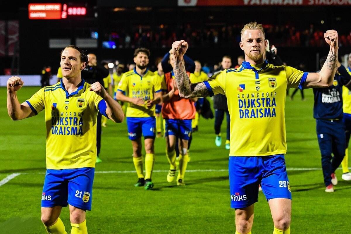 平甚至取胜 平甚至取胜