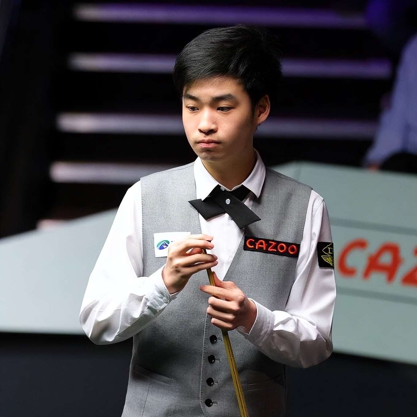 一步步跻身 一步步跻身