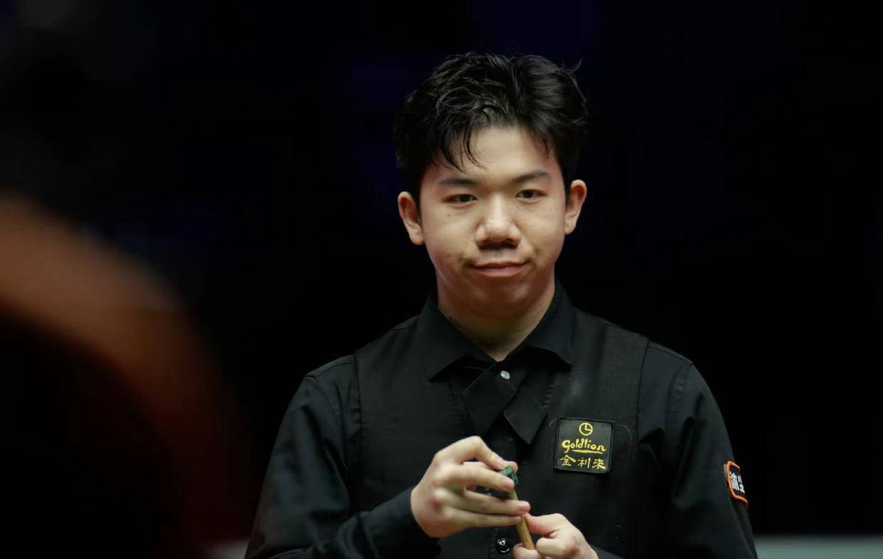 之间的激烈 之间的激烈