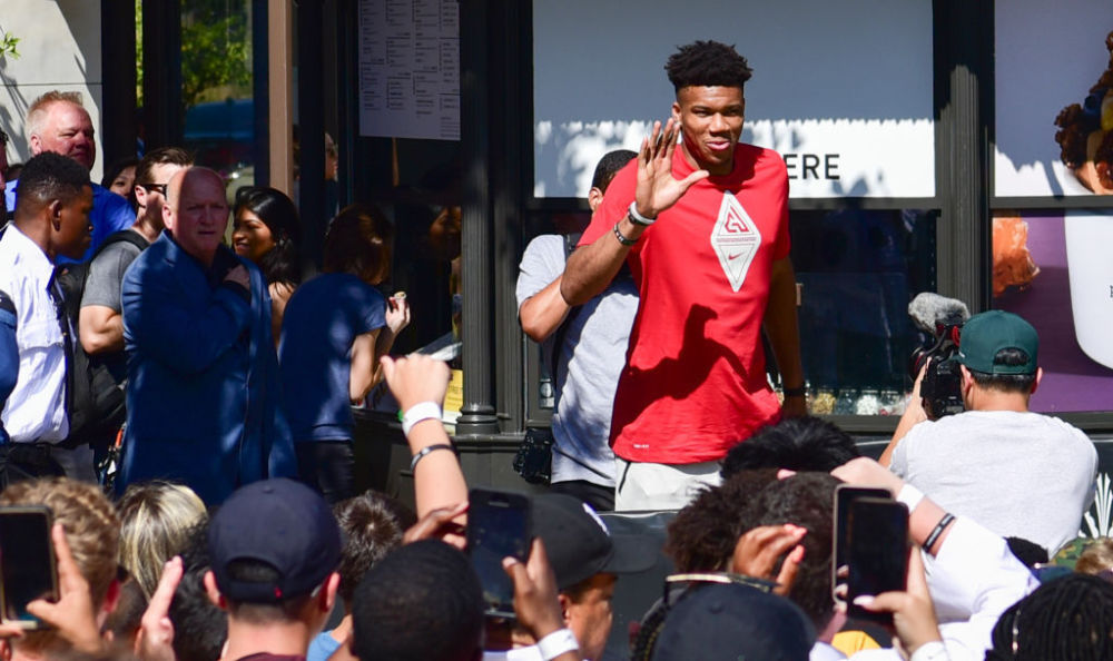 要么放慢中 要么放慢中