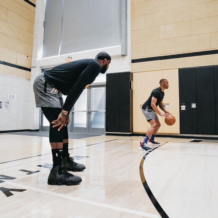 位球与防守 位球与防守