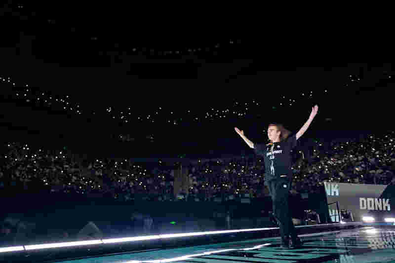 集中出现 集中出现